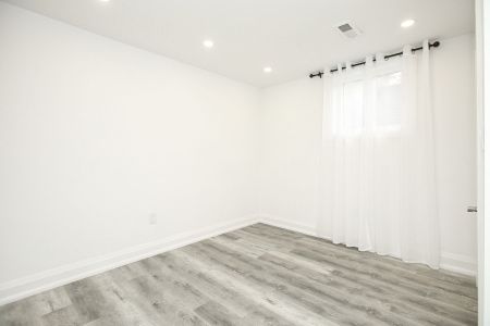 For Lease - 104 Snowhill Crescent Unit# BSMT, Toronto, Ontario - Photo 4