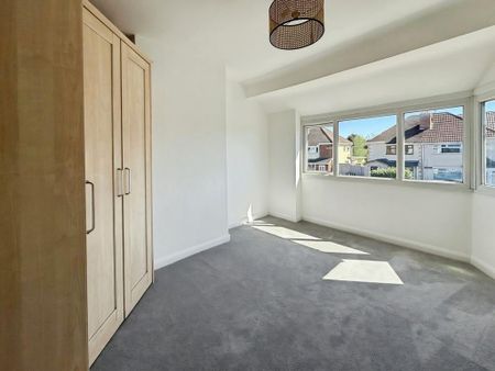 3 bedroom semi-detached house to rent - Photo 2