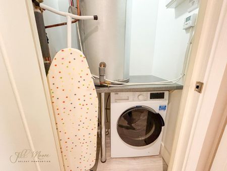 3 bedroom apartment to rent - Photo 5