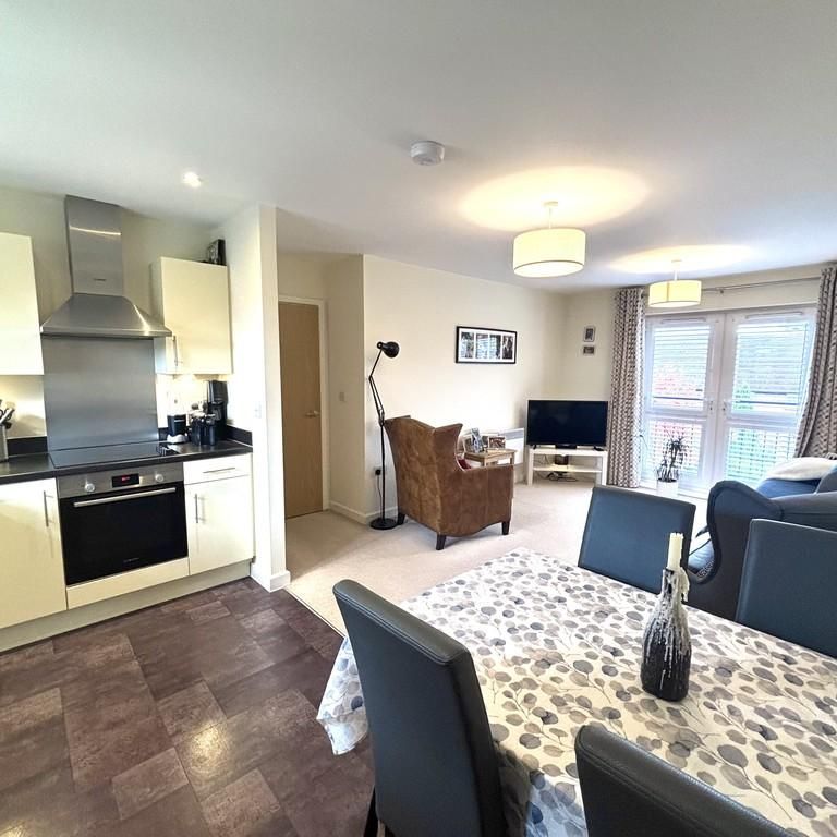 2 bedroom apartment to rent - Photo 1