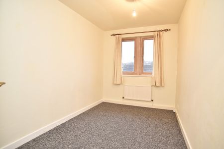 Ashdale Court, Harlow Manor Park, Harrogate, HG2 0QJ - Photo 2