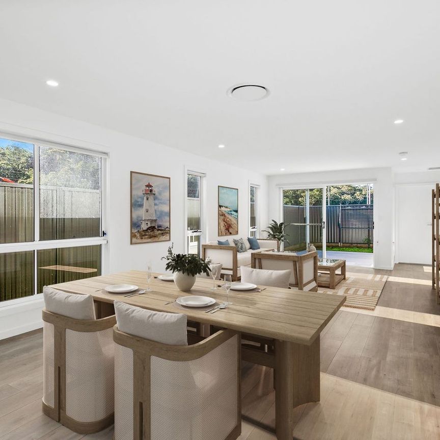 Contemporary home - Photo 1