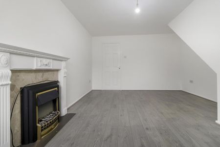 2 bedroom terraced house to rent - Photo 2