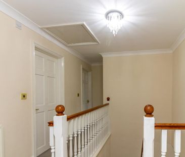 4 bedroom detached house to rent - Photo 2
