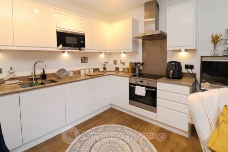 Studio to rent - Photo 5