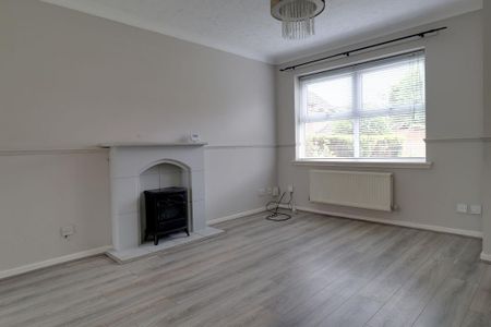 3 bedroom semi-detached house to rent - Photo 3