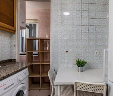 Avinguda del General Avilés, Valencia, Valencian Community 46015 - Photo 5