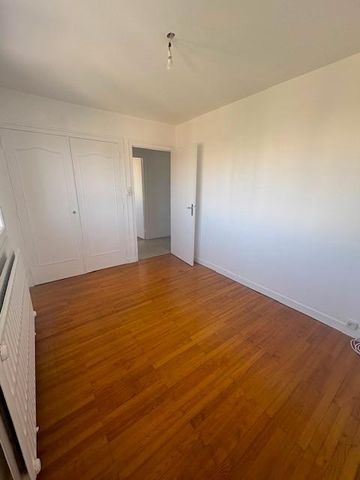Location Appartement 3 pièces 69m² DECINES CHARPIEU 69150 - Photo 3
