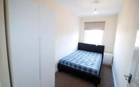 beautiful Apartment have Two Bedrooms for rent - Photo 5