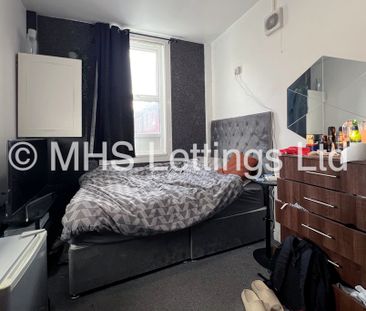 8 Bedroom Mid Terraced House for rent in Brudenell Road - Photo 6