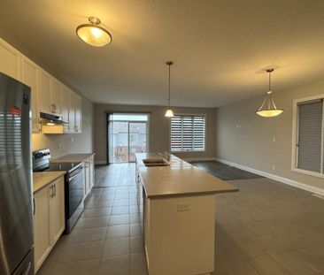 For Lease - 14 Sportsman Hill Street, Kitchener, Ontario - Photo 2