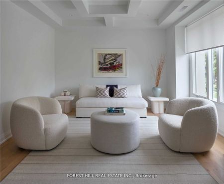 For Lease - 23C Lascelles Boulevard, Toronto, Ontario - Photo 2