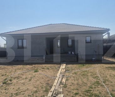 Casa 3 camere de inchiriat, 120 mp, teren 950 mp, Balta Blon - Photo 1