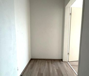 Helle, gemütliche Dachgeschosswohnung in ruhiger Lage – ab sofort b... - Photo 3