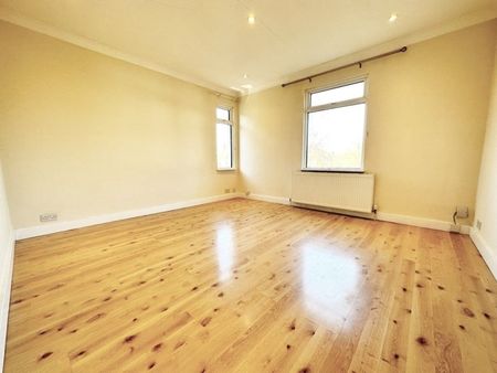 Eastworth Road, Chertsey - 1 bedroomProperty for lettings - Seymours - Photo 4