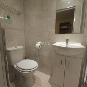 Connaught Road, Reading - Photo 2