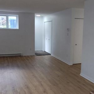 3ch 1sdb à louer près de blvd labrosse - Photo 2