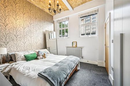 2 Bed End Terrace, Whiteleys Cottages, W14 - Photo 3