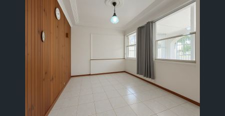 EXCELLENT CONDITION 3 BEDROOM HOUSE - MUST INSPECT!!! - Photo 5