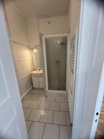 Location Appartement 3 pièces 65m² VILLEURBANNE 69100 - Photo 5