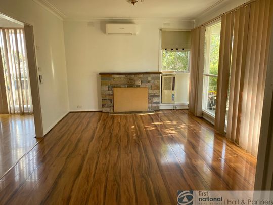 100 Oakwood Avenue, Noble Park North - Photo 1