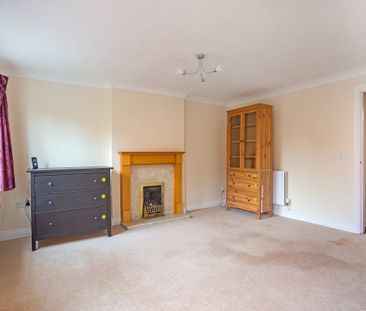 3 bedroom semi-detached house to rent - Photo 6
