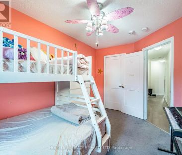 3 DORIS PAWLEY CRESCENT - Photo 5