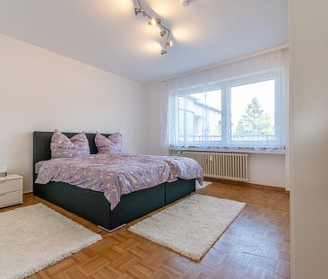 "Viersener City: Möblierte Wohnung mit Balkon und Küchenzauber!" - Foto 4