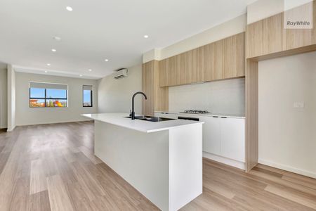 8 Angelina Terrace, Truganina VIC 3029 - Townhouse For Rent | Domain - Photo 2