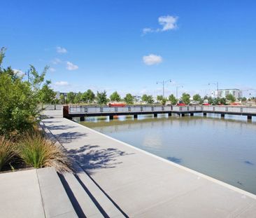 Convenient Location! - Photo 6