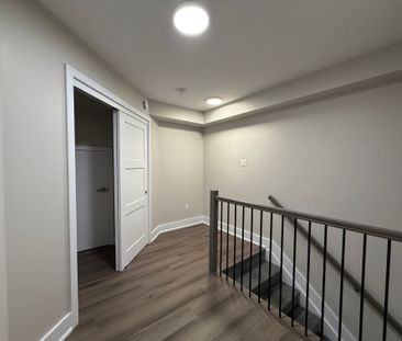 342 Fifth Avenue - Photo 4