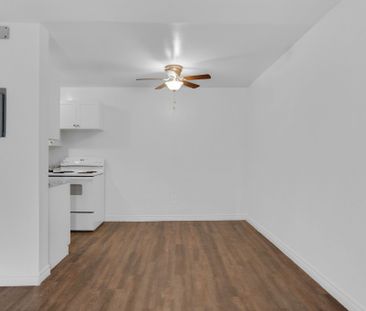 For Lease - 223 Jackson Street Unit# 210, Hamilton, Ontario - Photo 6