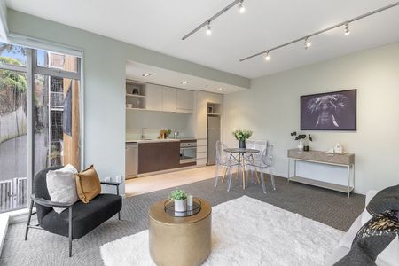 Welcome to apartment E108 in Revolucion Apartments. - Photo 5