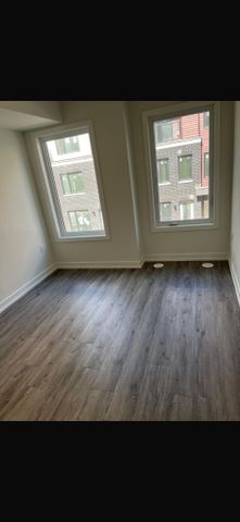 For Lease - 3550 Colonial Drive Unit# 26, Mississauga, Ontario - Photo 2