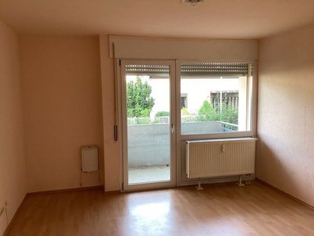 Stadtrandlage, Gemütliche Wohnung im Erdgeschoß eines ruhigen Mehrfamilienhauses - Foto 4