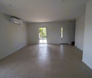 1 Kirrama Ct, Mango Hill QLD 4509 - Townhouse For Rent - $630 | Domain - Photo 3