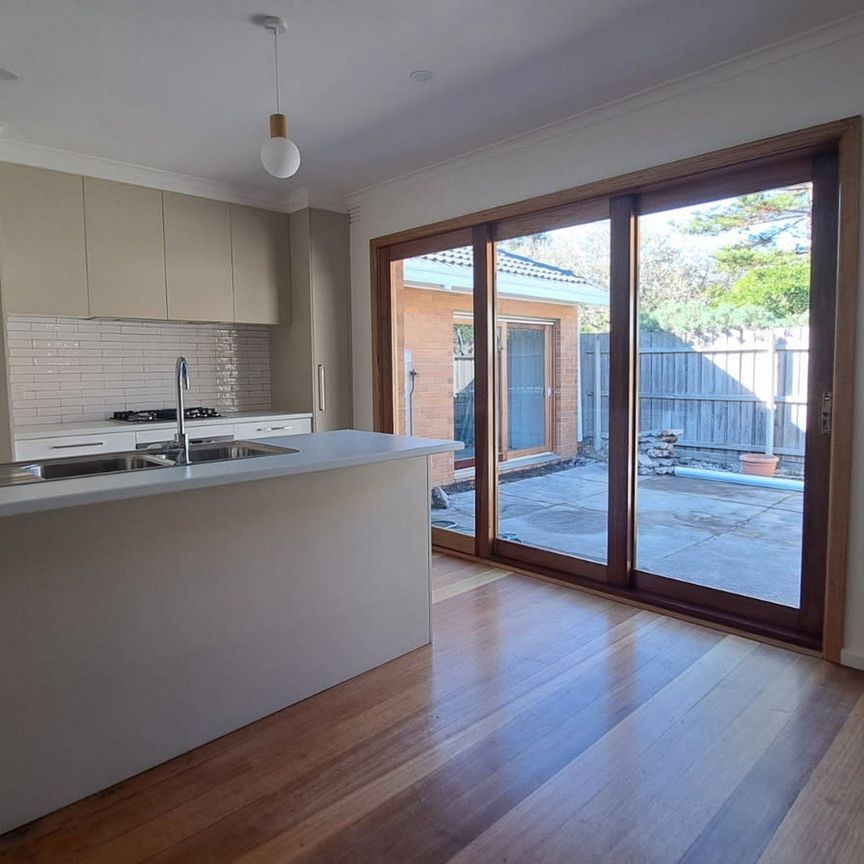 1/4-6 Karrakatta Street, Black Rock - Photo 1