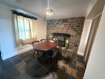 Heol Llanelli, Llanelli, SA15 - Photo 3