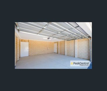 33 Moonee Street, Lakelands, WA 6180 - Photo 2