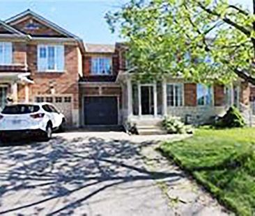 For Lease - 88 Waterton Crescent, Richmond Hill, Ontario - Photo 2