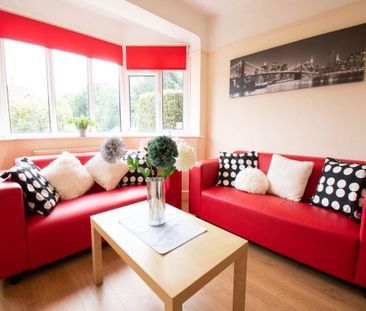 1 bedroom in a house share to rent - Photo 3