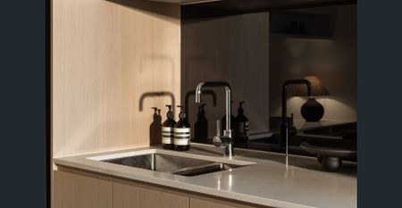 One-bedroom with study in a prime location with gym, pool, spa, sauna & co-working - Photo 5