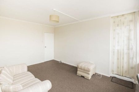 Law House, Barking, IG11, Property for rent - Photo 3