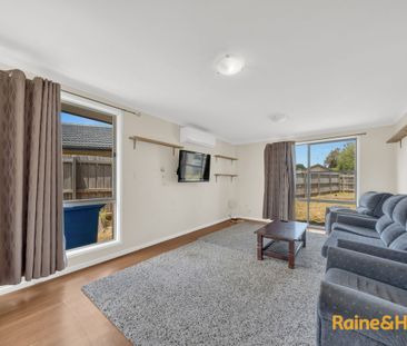 34 Valepark Crescent, Cranbourne, VIC 3977 - Photo 6