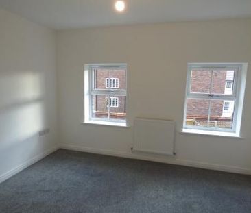 2 bedroom semi-detached house to rent - Photo 6