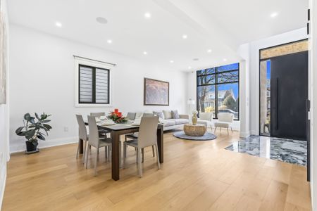 For Lease - 9 Earl Street, Mississauga, Ontario - Photo 3