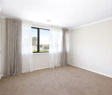 Convenient, Stylish & Spacious Living - Photo 2