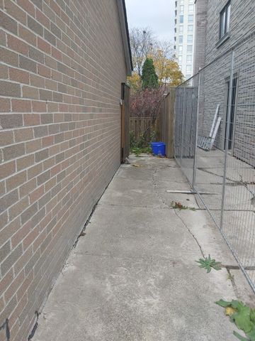 For Lease - 12 Glenstroke Drive Unit# Basement, Toronto, Ontario - Photo 2