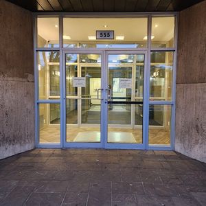 4 1/2 à Louer (demi Sous-sol) - Photo 2
