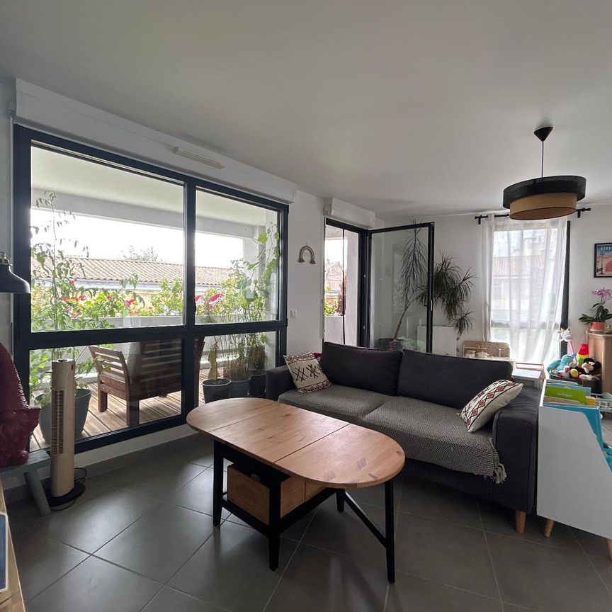 Location Appartement 3 pièces 78m² BORDEAUX 33100 - Photo 1